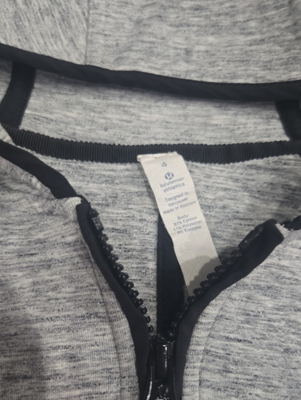 Lululemon - Picture 2 of 3